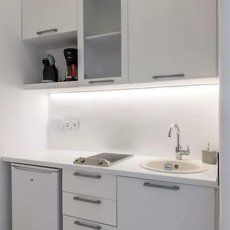 Mykonos 4 Bedroom Pool Ελιά