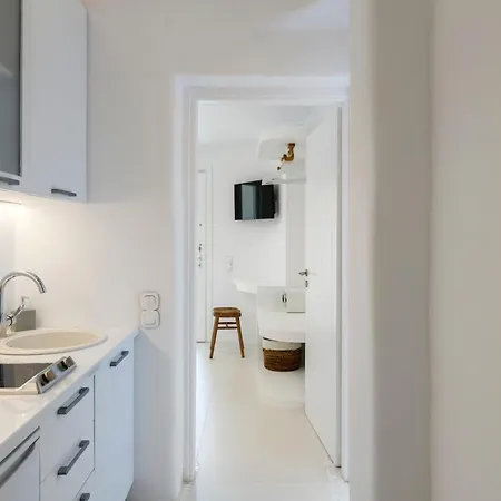 Mykonos 4 Bedroom Pool *
