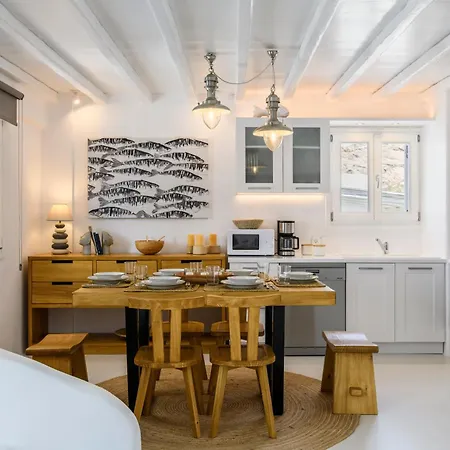 Mykonos 4 Bedroom Pool Ελιά